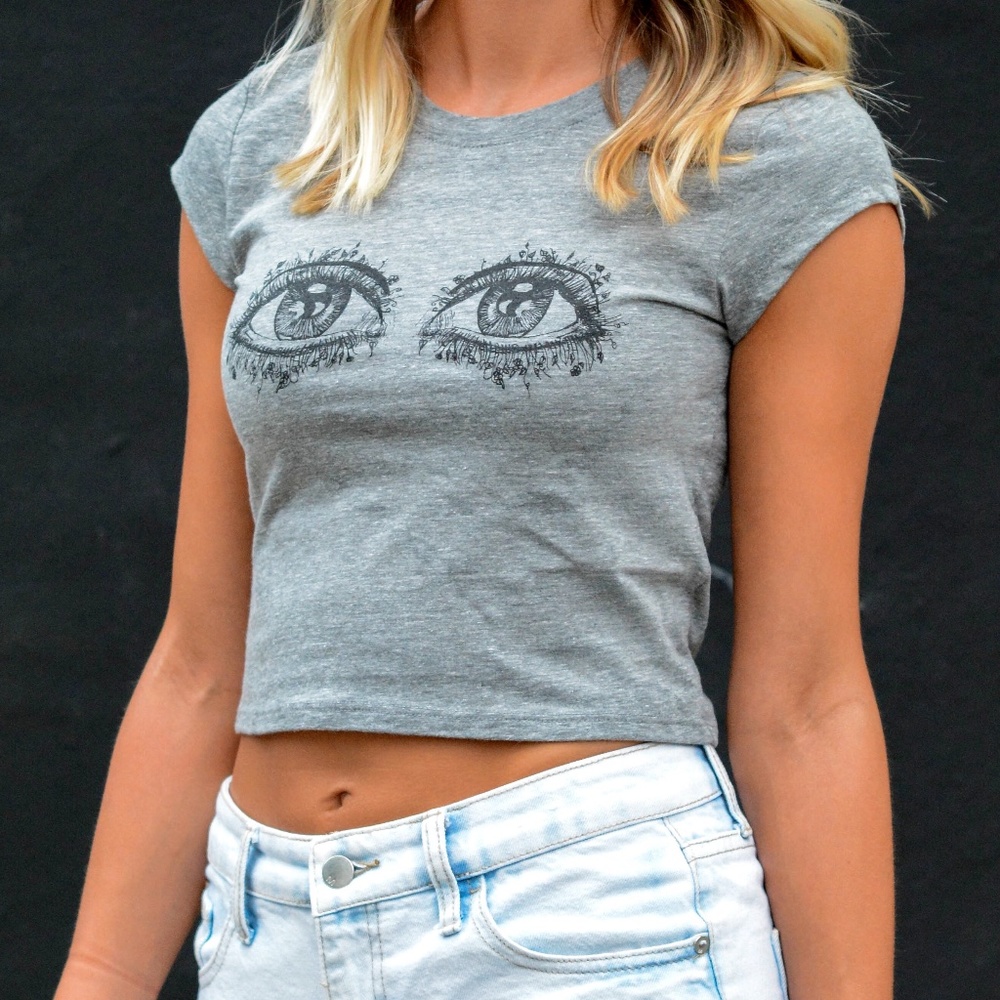 Graphic Grey Cropped Tee
